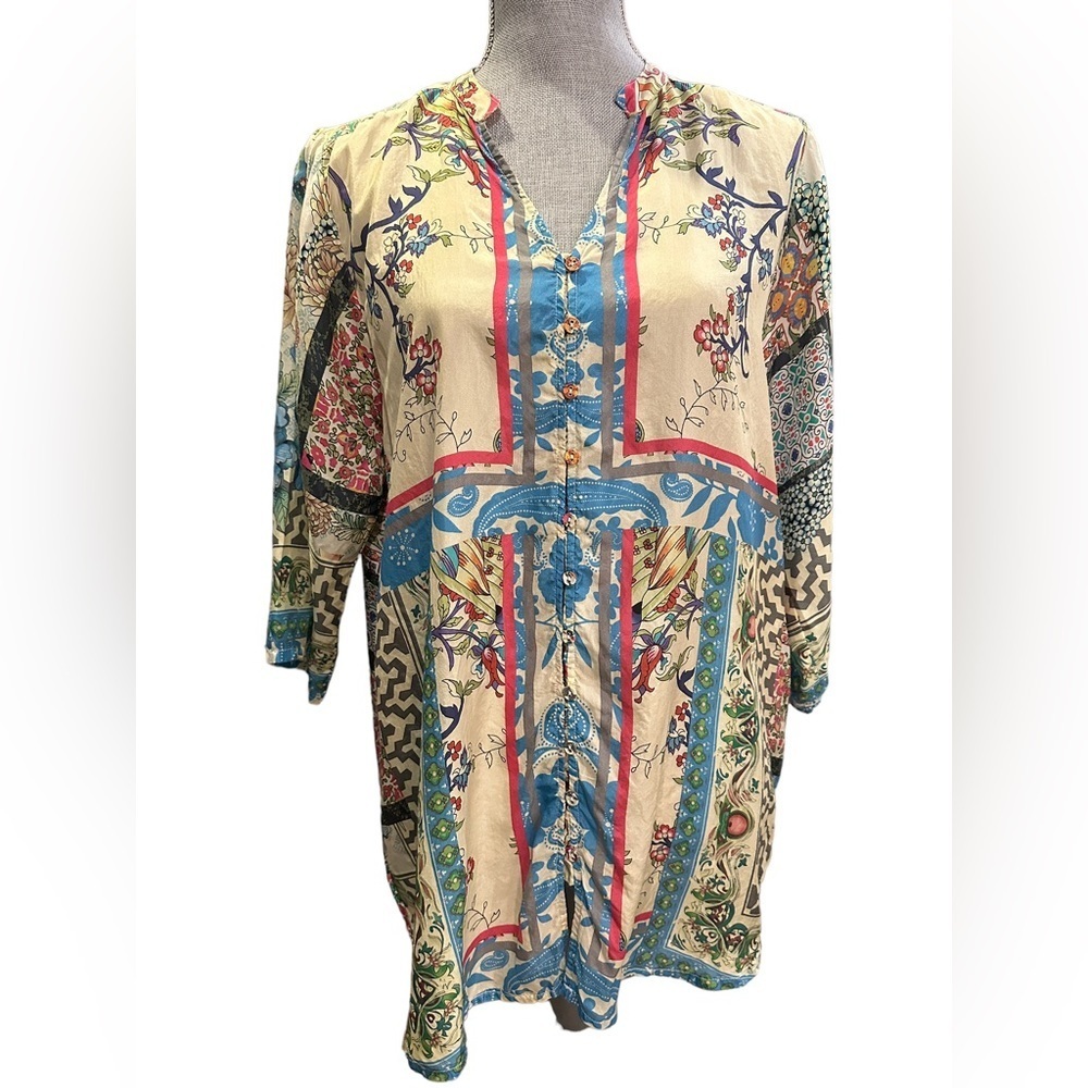 Johnny was silk blouse